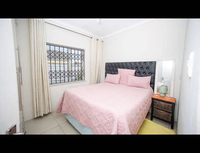 4 BEDROOM HOUSE FOR SALE IN AMALINDA